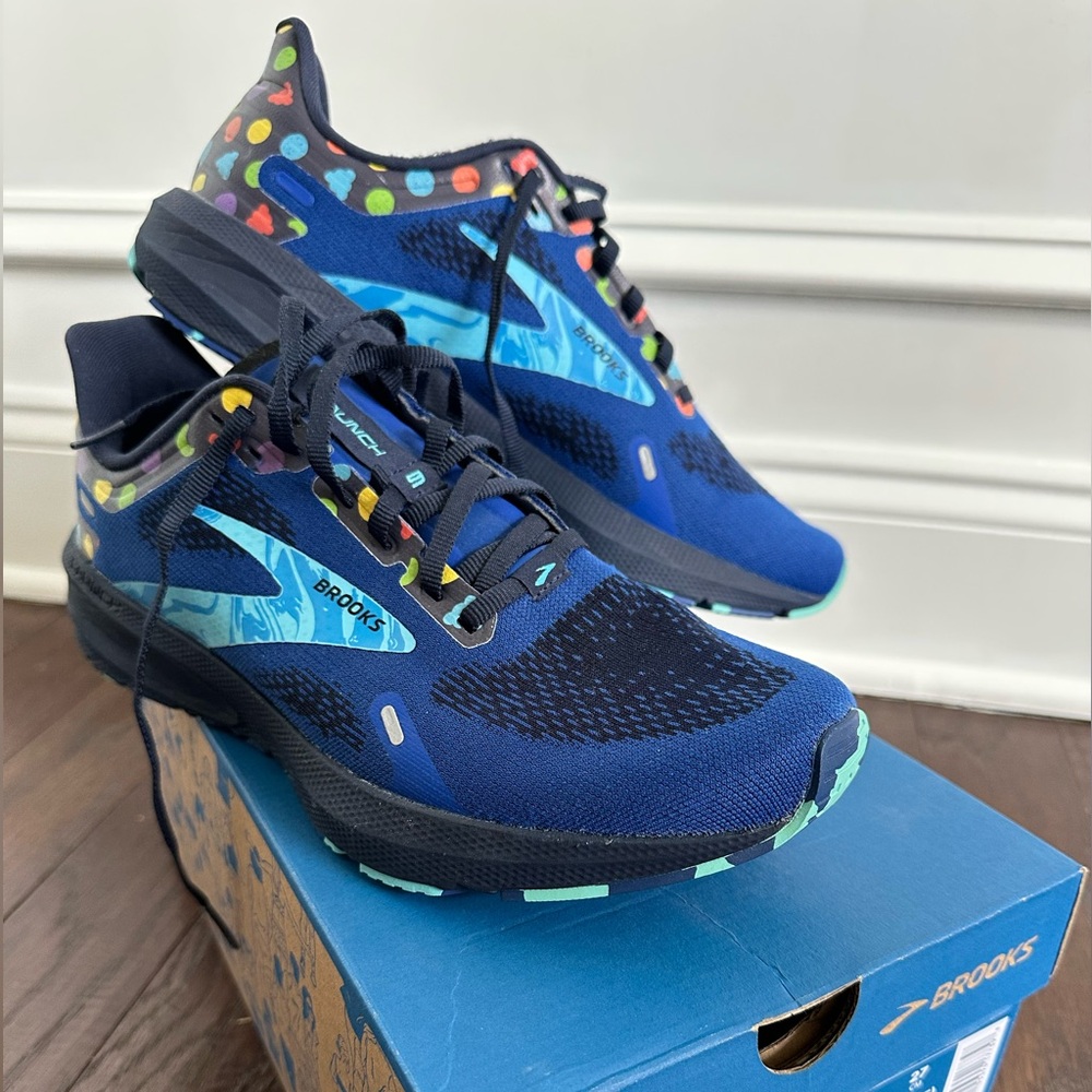 Brooks Women’s Launch 9 Bowl O’ Brooks shoes, size 10